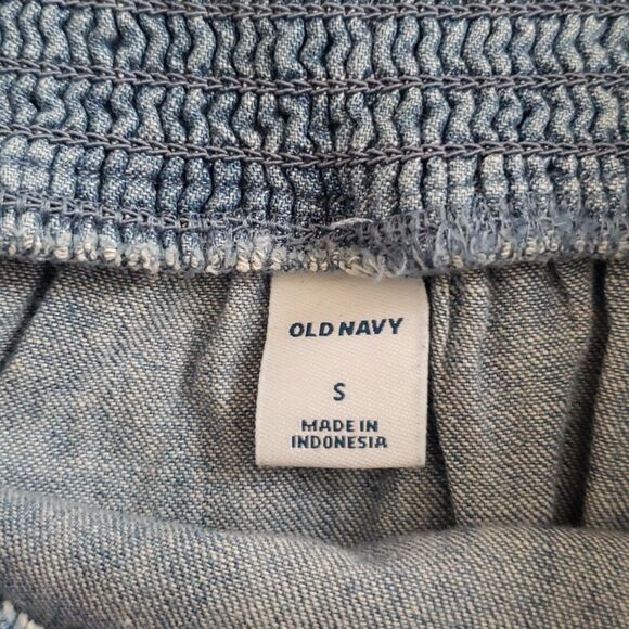 Old Navy Top Women's S Denim Pin Up Corset Knotted Smocked Tank Milkmaid - Picture 2 of 7